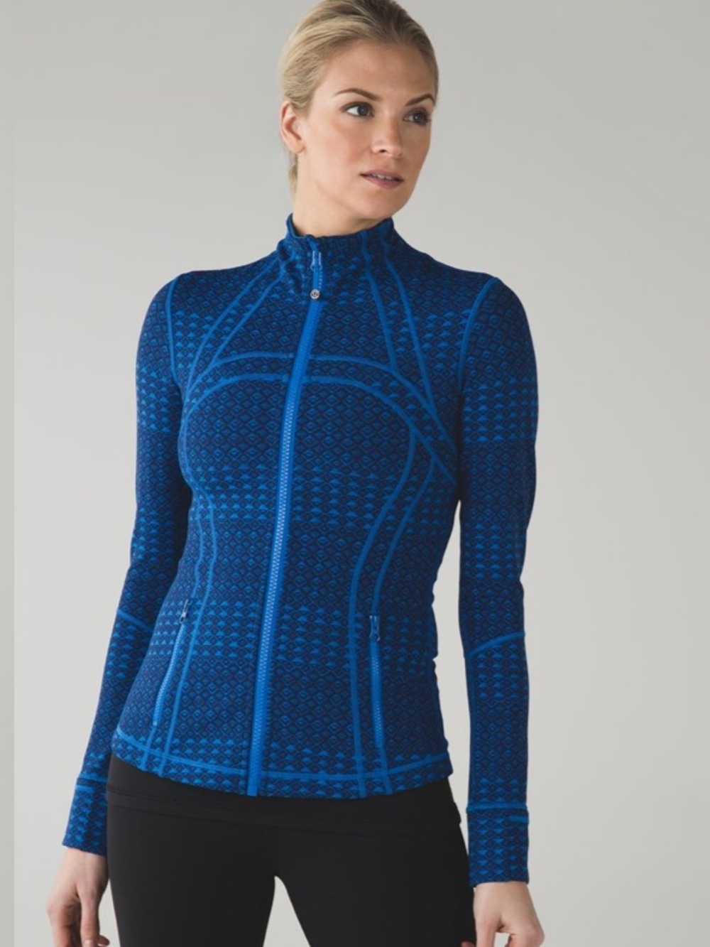 Lululemon Define Jacket
Triometric Stripe Lakeside Hero Blue / Lakeside Blue